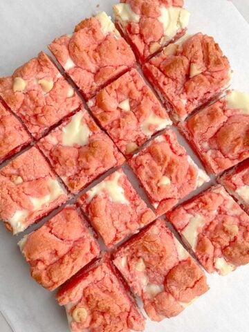 baked Strawberry Brownies on parchment paper.